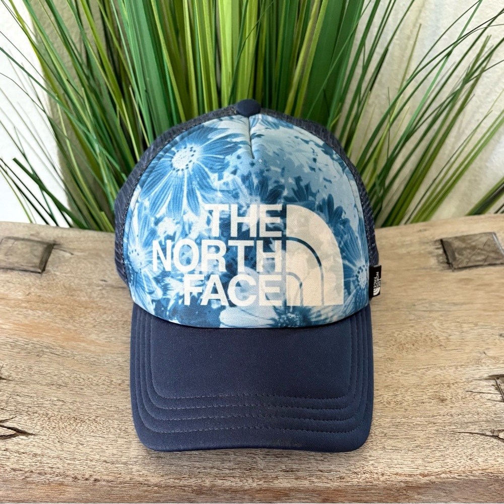 The North Face Photobomb Blue Floral Hat